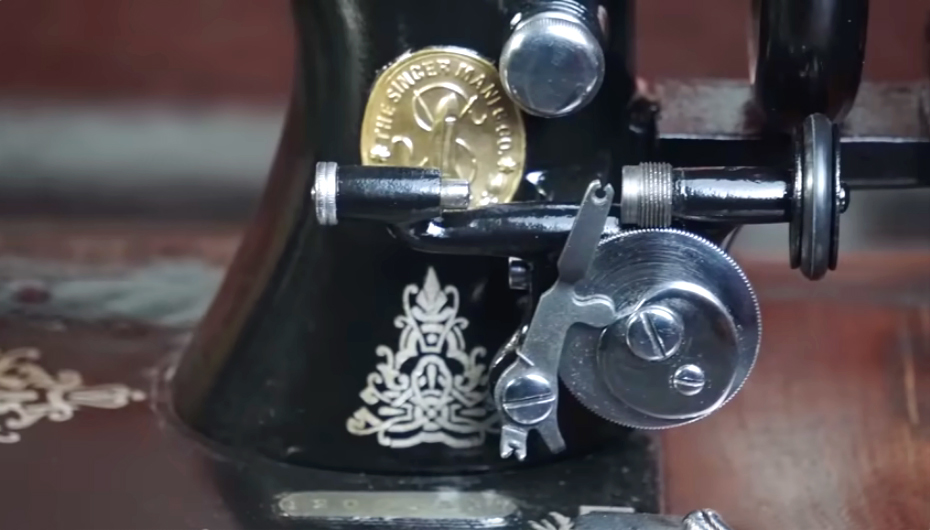 Detalles de la restauración de la máquina. (Natra Restoration).